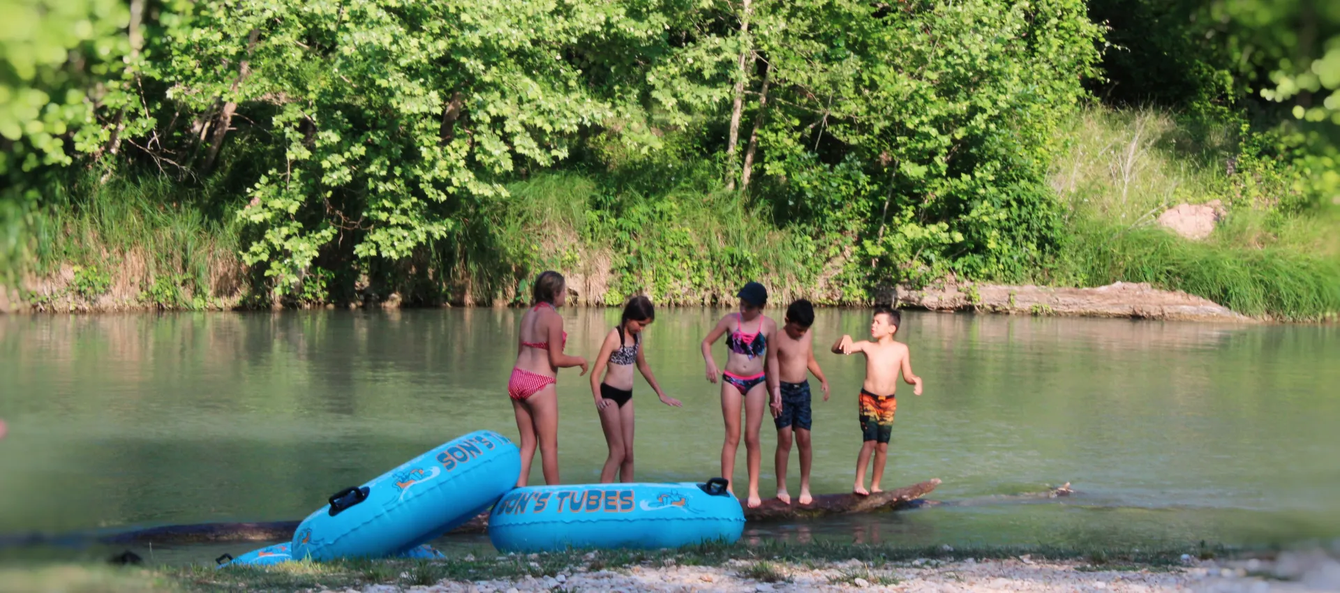 Best Texas Hill Country rivers for families — kids on the San Marcos