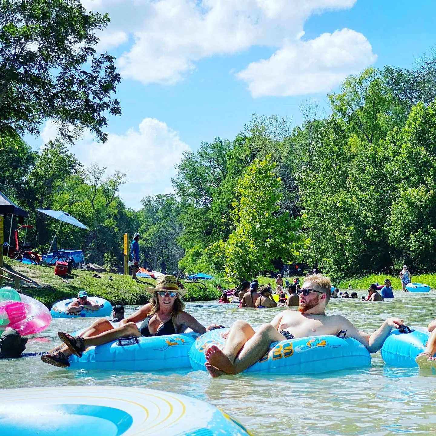 Couple tubing near Austin